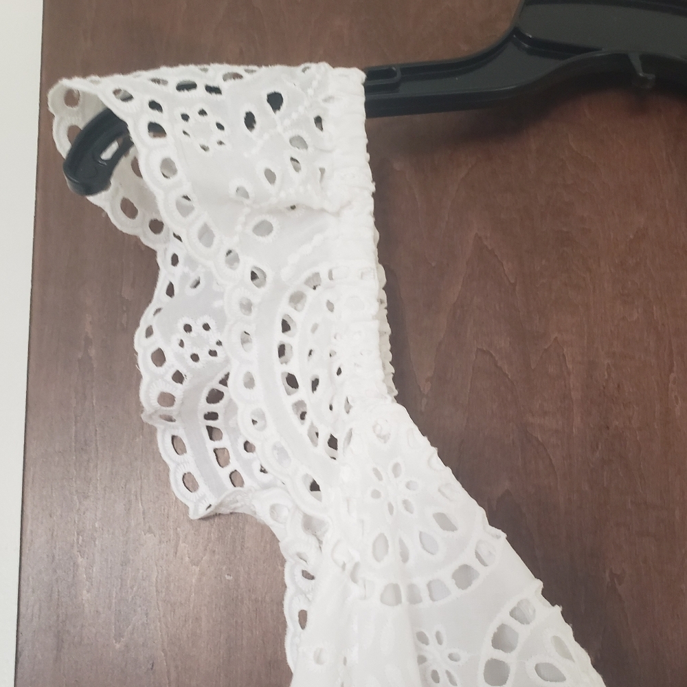 Express Eyelet White Romper - Picture 9 of 10